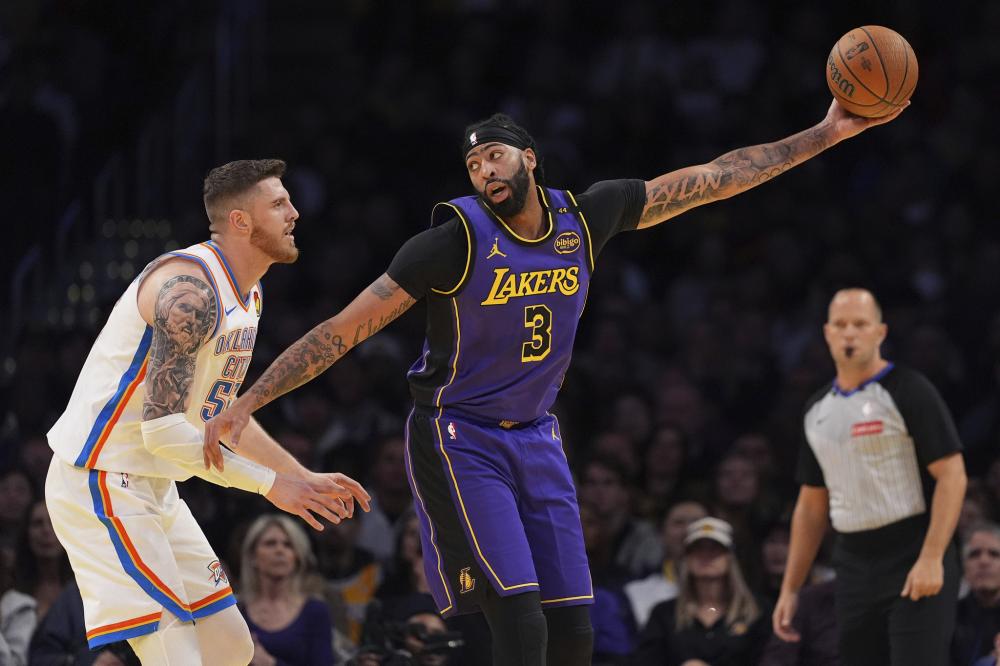 凭借无与伦 凭借无与伦