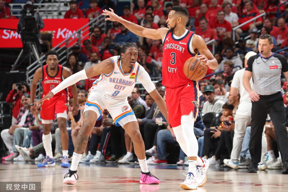 了他与球迷 了他与球迷